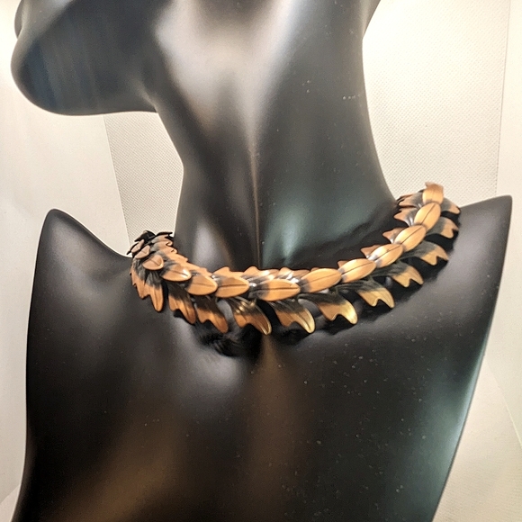 Mid Century Modern Modernist Copper Cascading Leaves Necklace - Picture 4 of 10